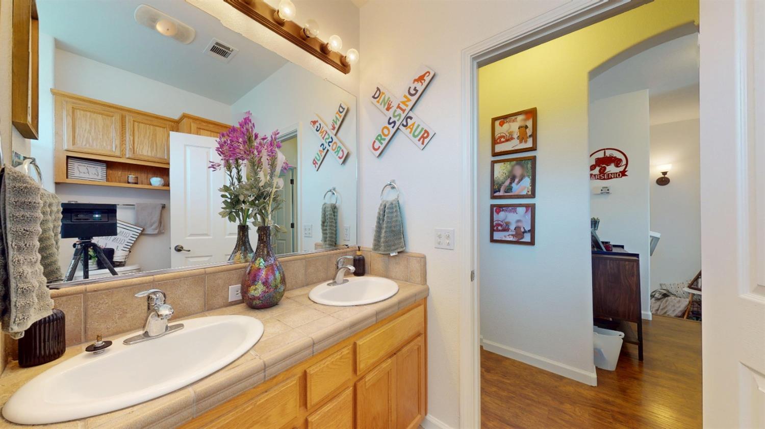 Detail Gallery Image 12 of 32 For 2900 Marazan St, Denair,  CA 95316 - 4 Beds | 3 Baths