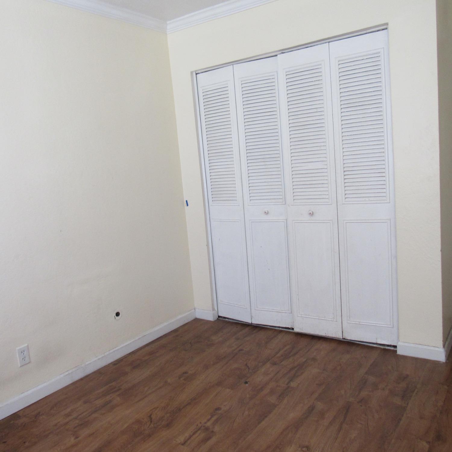 Detail Gallery Image 2 of 6 For 2943 Monte Diablo Ave #4,  Stockton,  CA 95203 - 2 Beds | 1 Baths