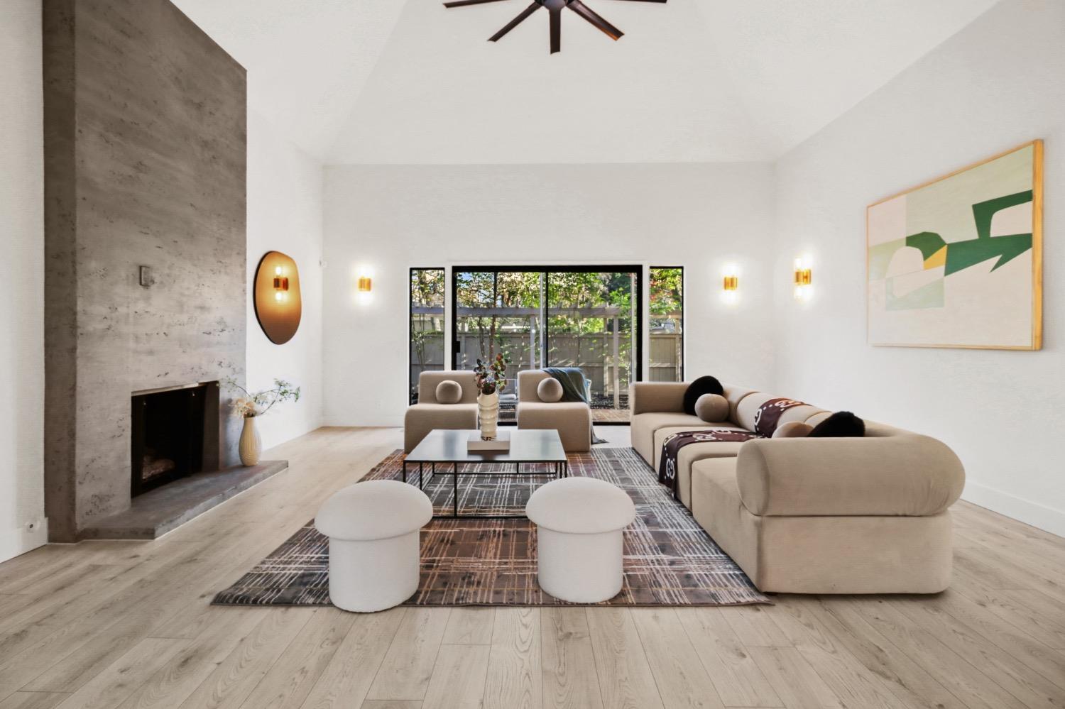 Detail Gallery Image 5 of 57 For 801 Commons Dr, Sacramento,  CA 95825 - 3 Beds | 2 Baths