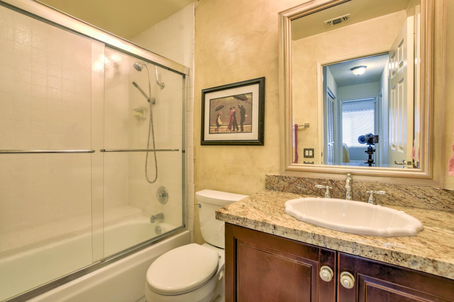 Detail Gallery Image 21 of 48 For 4904 Olive Oak Way, Carmichael,  CA 95608 - 4 Beds | 2 Baths