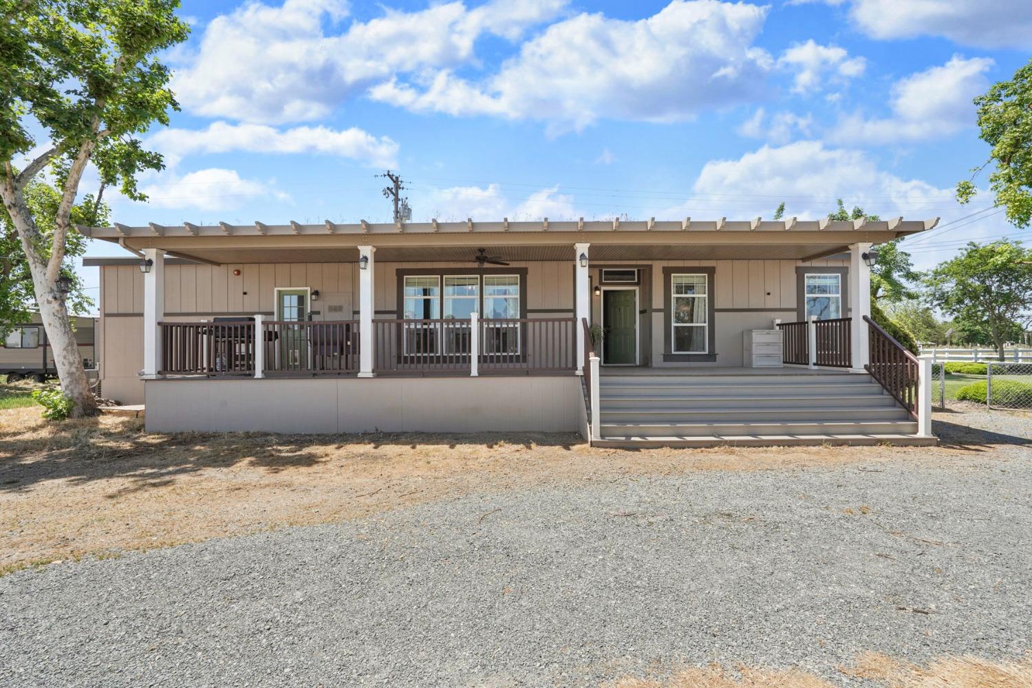 Detail Gallery Image 18 of 79 For 9854 New Hope Rd, Galt,  CA 95632 - 4 Beds | 2 Baths