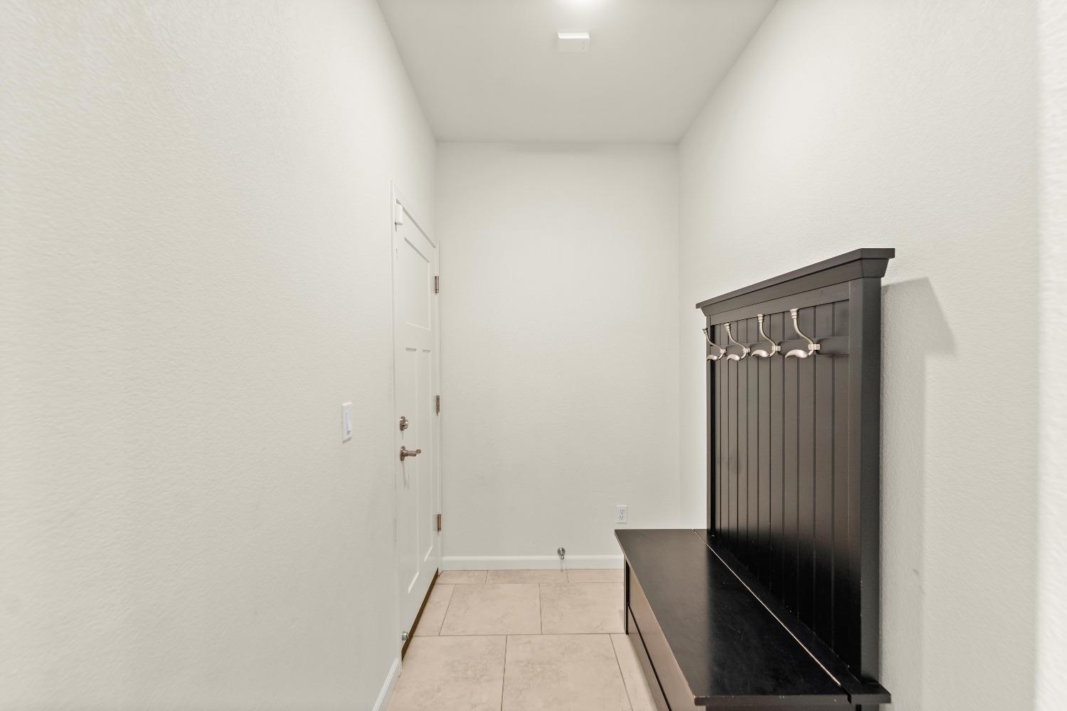 Detail Gallery Image 16 of 71 For 3706 Rockdale Dr, Rancho Cordova,  CA 95742 - 4 Beds | 3 Baths
