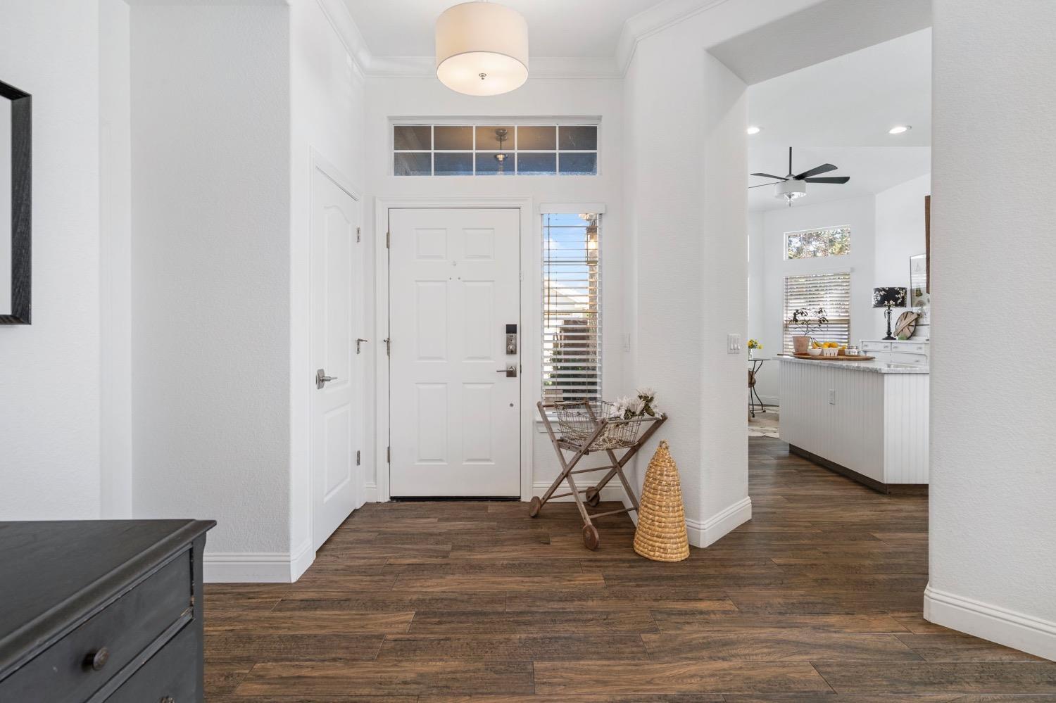 Detail Gallery Image 7 of 49 For 2920 Heritage Oak Way, Lodi,  CA 95242 - 3 Beds | 2 Baths