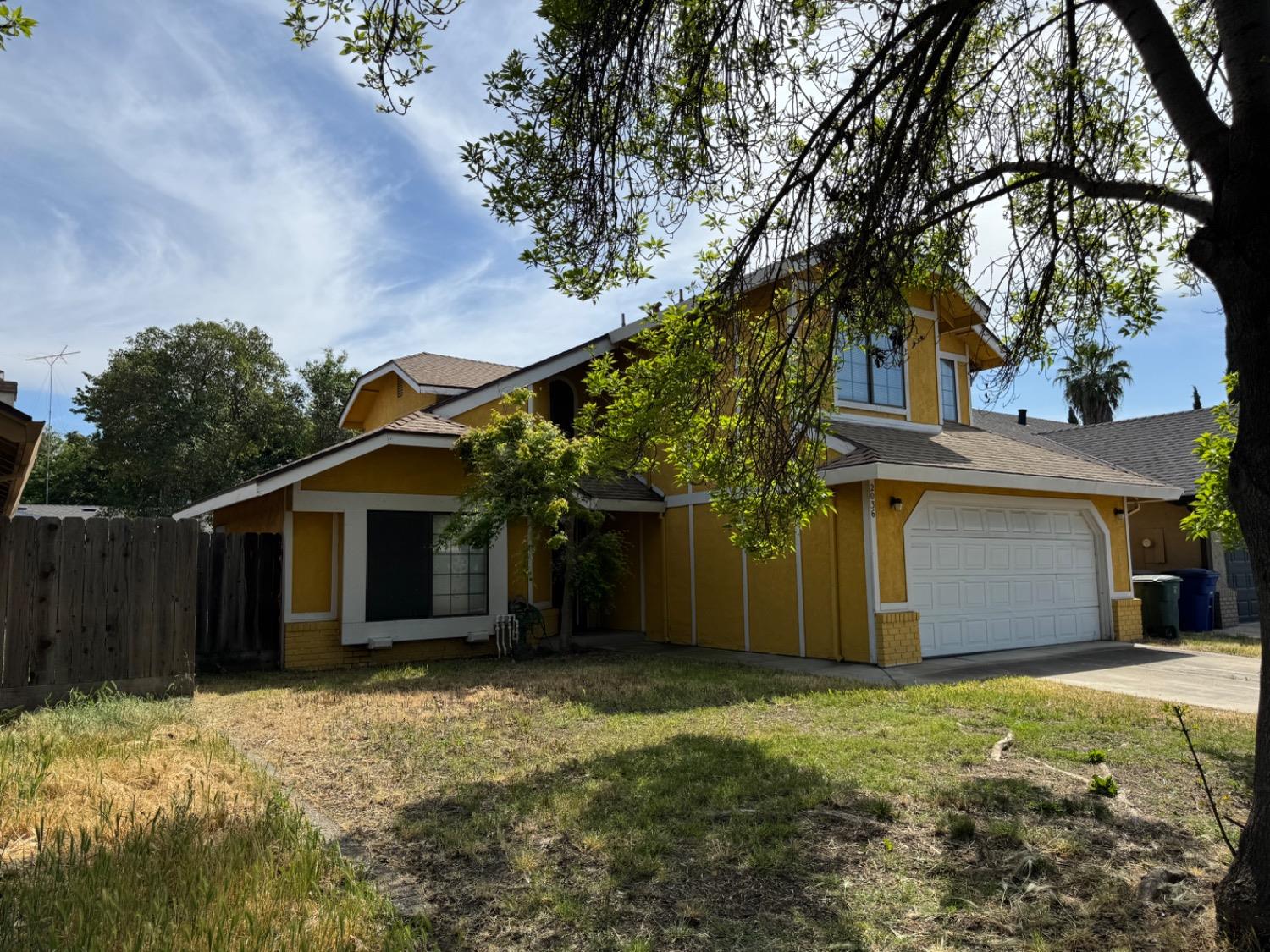 Detail Gallery Image 4 of 21 For 2036 Sheldon Dr, Modesto,  CA 95350 - 4 Beds | 2/1 Baths
