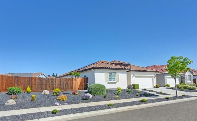 Detail Gallery Image 4 of 61 For 7517 Sobon Ln, Rancho Murieta,  CA 95683 - 4 Beds | 2/1 Baths