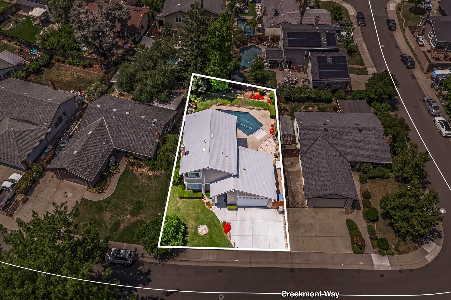 Detail Gallery Image 40 of 52 For 6627 Creekmont Way, Citrus Heights,  CA 95621 - 4 Beds | 2/1 Baths