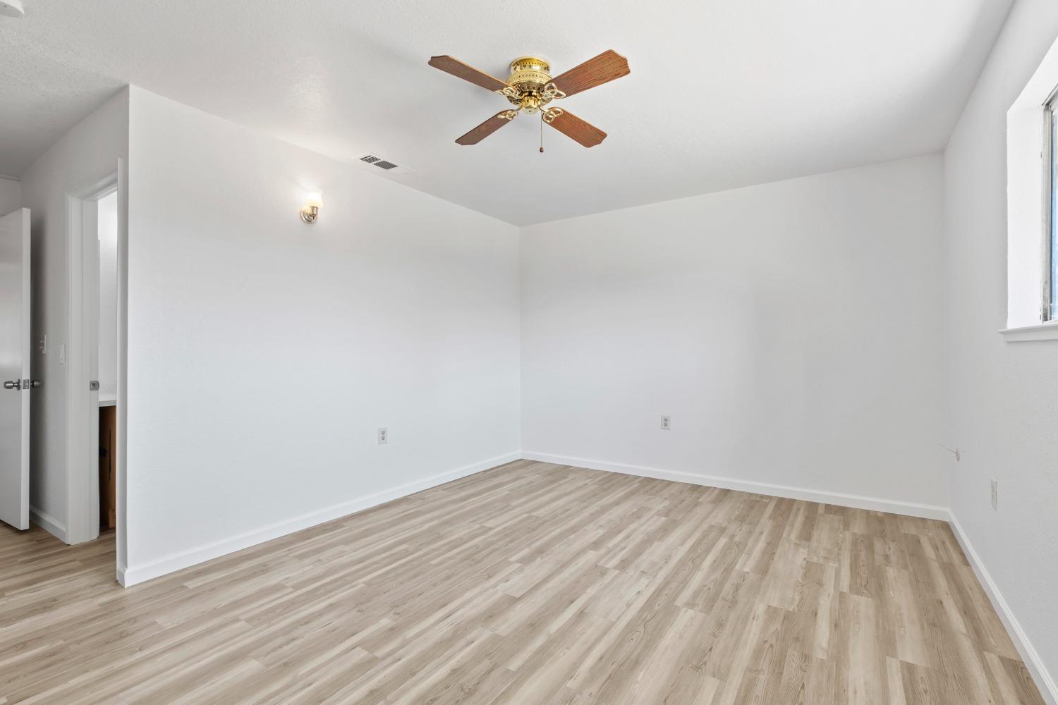 Detail Gallery Image 24 of 42 For 766 Meadowlark Ave, Los Banos,  CA 93635 - 3 Beds | 2 Baths