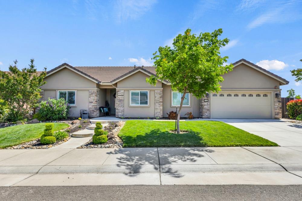 Detail Gallery Image 1 of 56 For 745 Parkridge Dr, Galt,  CA 95632 - 3 Beds | 2/1 Baths