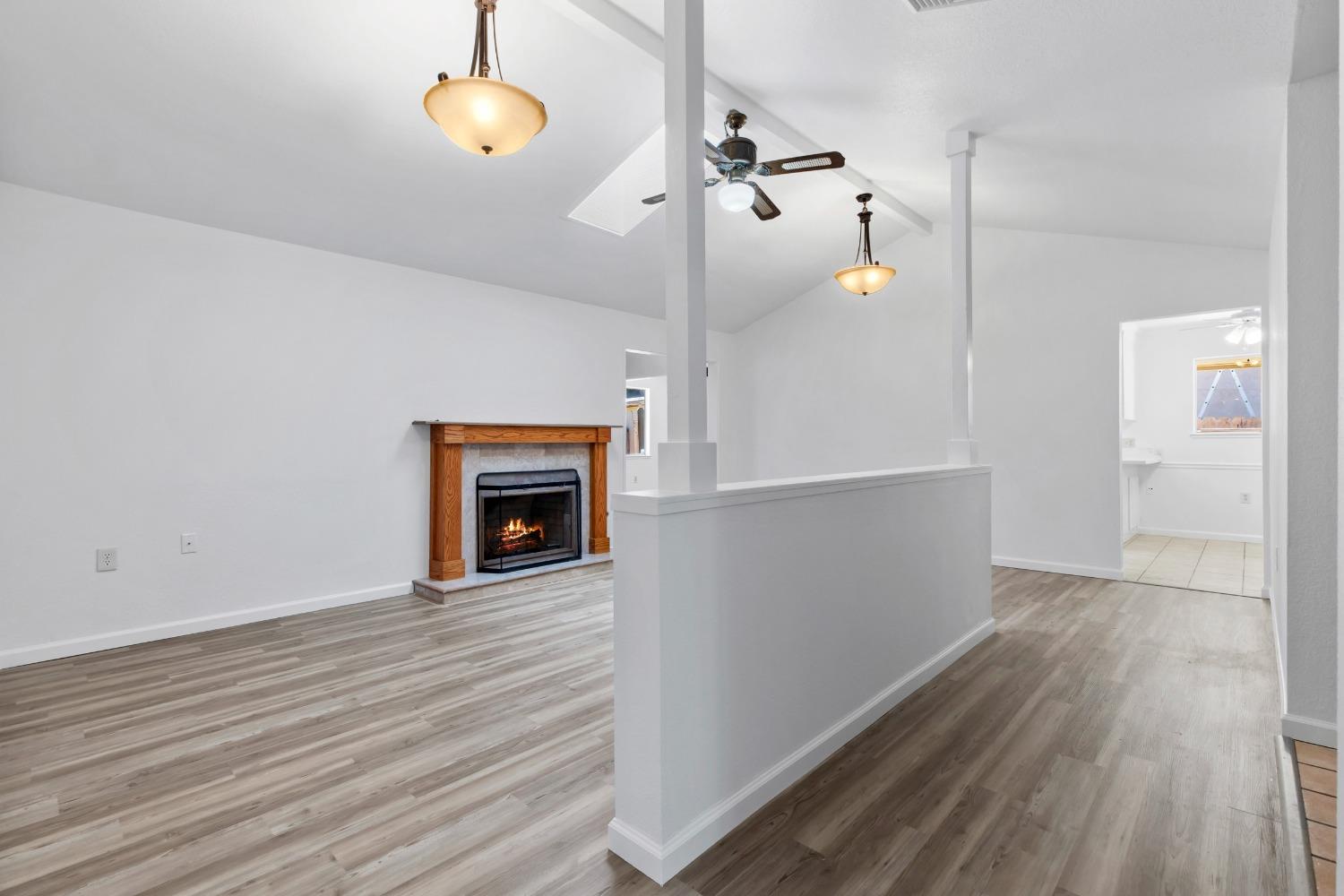 Detail Gallery Image 7 of 42 For 766 Meadowlark Ave, Los Banos,  CA 93635 - 3 Beds | 2 Baths