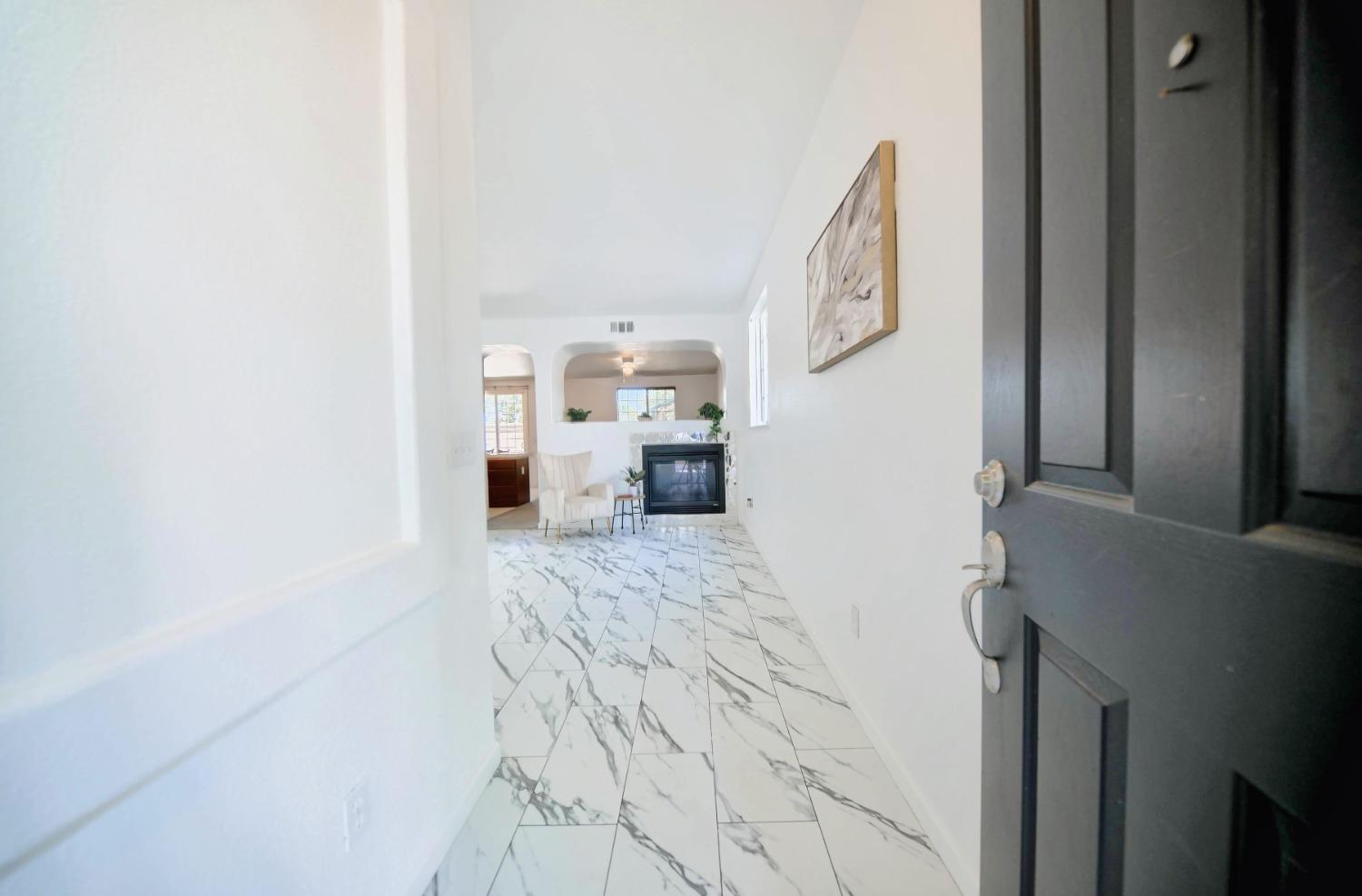 Detail Gallery Image 6 of 99 For 8061 Shay Circle Cir, Stockton,  CA 95212 - 4 Beds | 2/1 Baths