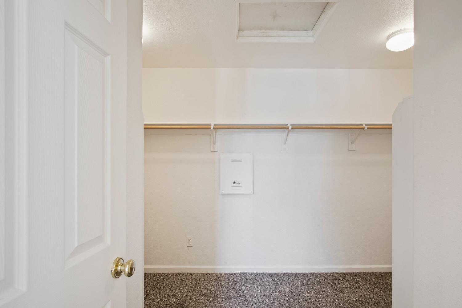 Detail Gallery Image 27 of 36 For 456 Meadow Creek Dr, Patterson,  CA 95363 - 5 Beds | 4/1 Baths