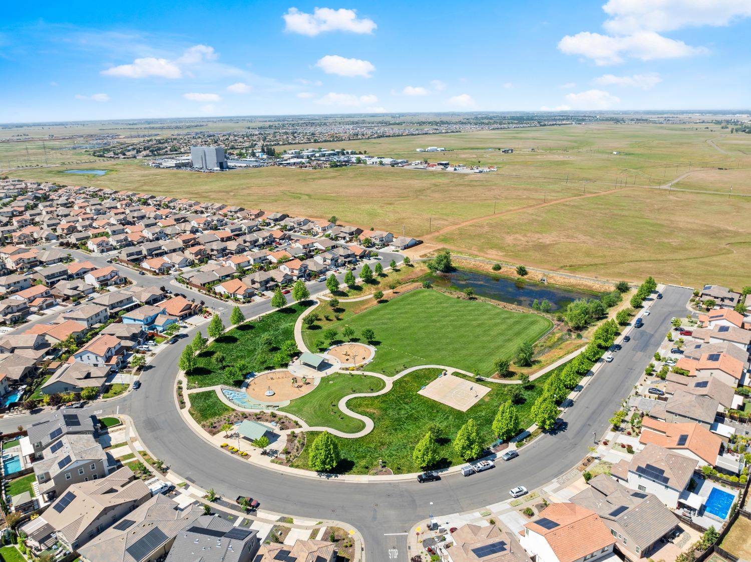 Detail Gallery Image 65 of 71 For 3706 Rockdale Dr, Rancho Cordova,  CA 95742 - 4 Beds | 3 Baths