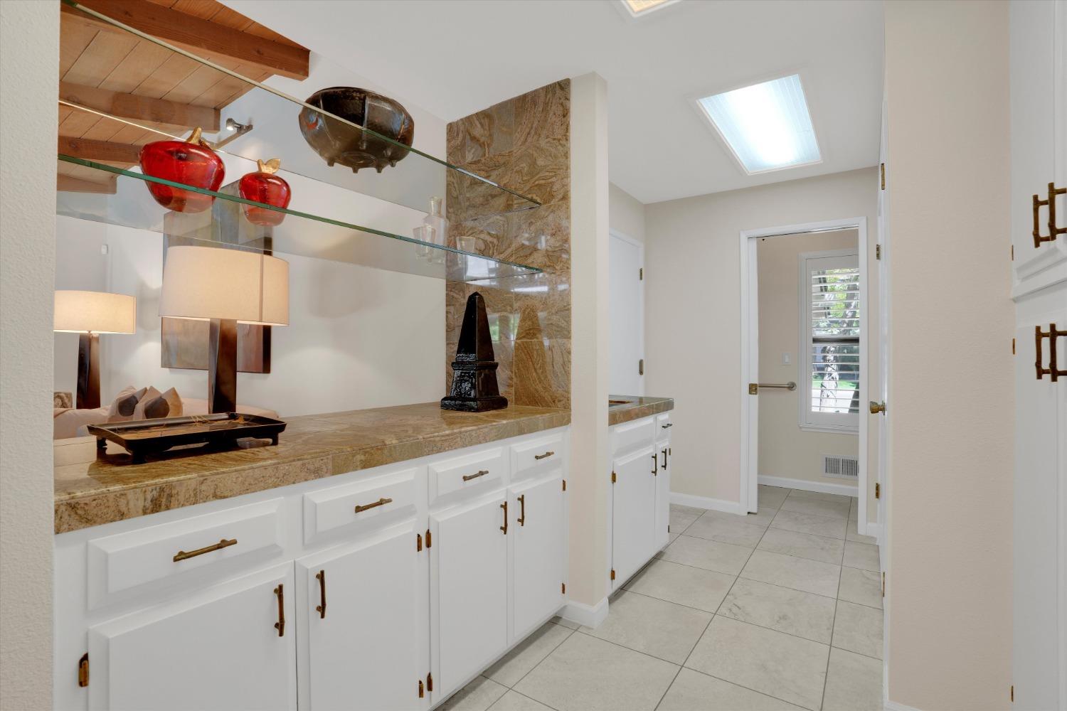 Detail Gallery Image 32 of 52 For 1900 Simon Dr, Turlock,  CA 95382 - 4 Beds | 2/1 Baths