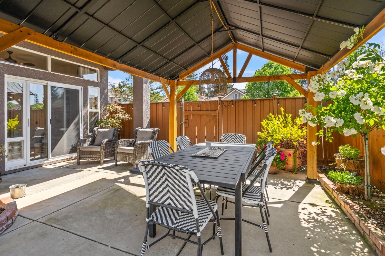 Detail Gallery Image 43 of 49 For 2920 Heritage Oak Way, Lodi,  CA 95242 - 3 Beds | 2 Baths