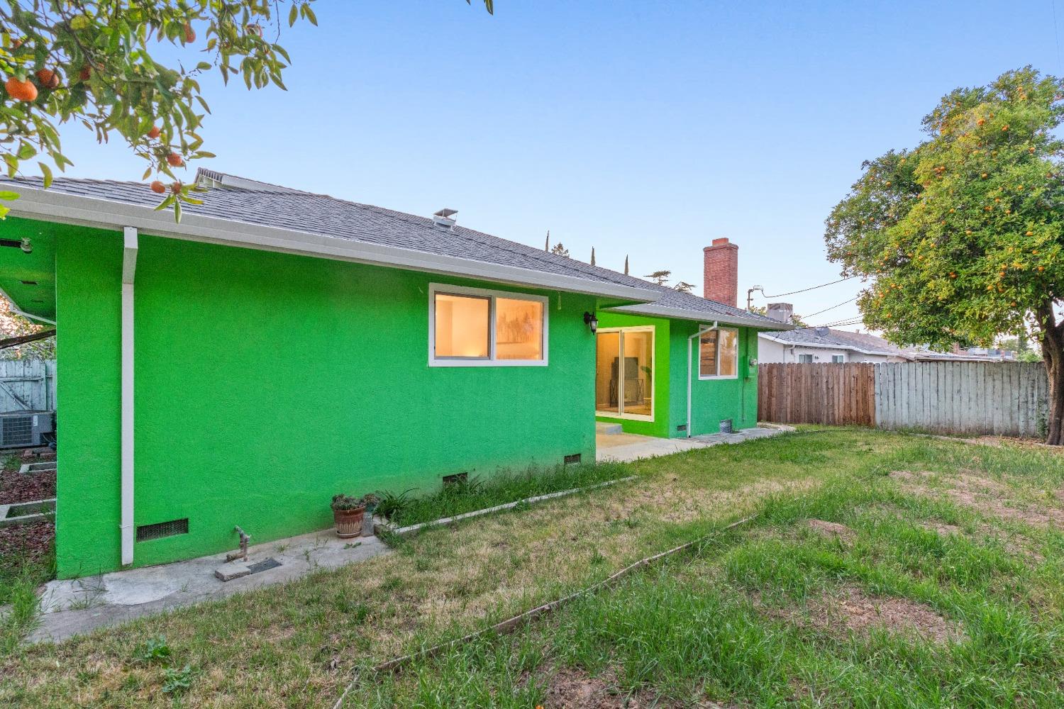 Detail Gallery Image 37 of 39 For 7477 21st St, Sacramento,  CA 95822 - 3 Beds | 2 Baths
