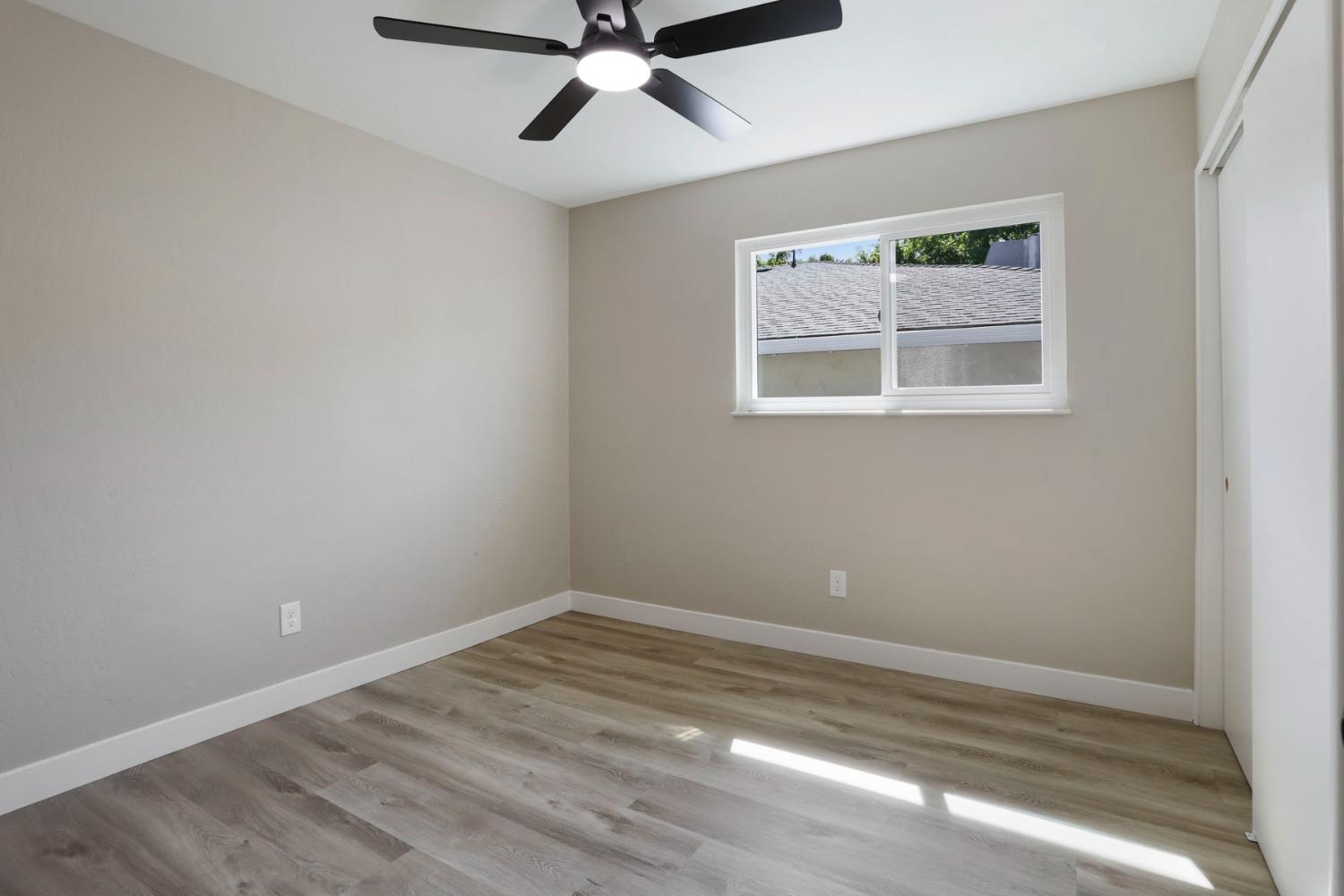 Detail Gallery Image 21 of 34 For 2715 Madrone Ave, Stockton,  CA 95207 - 3 Beds | 2 Baths