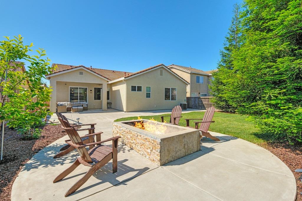 Detail Gallery Image 28 of 32 For 1129 Twinberry St, Plumas Lake,  CA 95961 - 3 Beds | 2 Baths