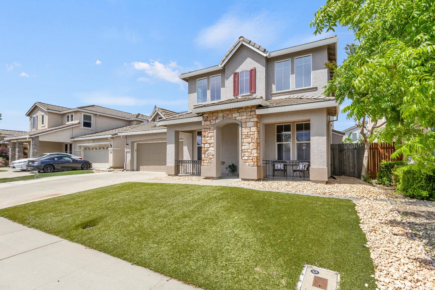 Detail Gallery Image 3 of 68 For 5409 Friesian Way, Elk Grove,  CA 95757 - 4 Beds | 2/1 Baths