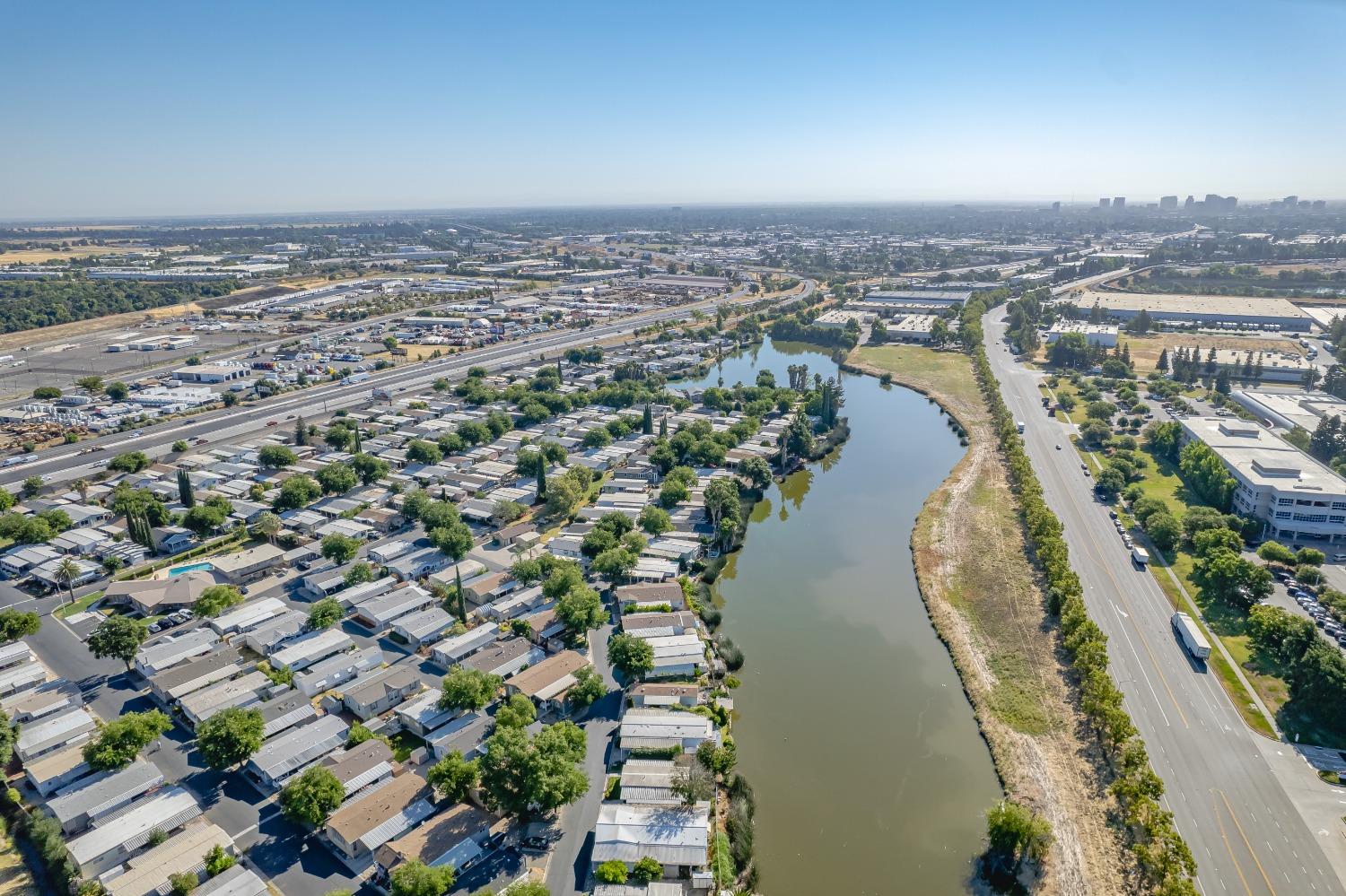 Detail Gallery Image 39 of 53 For 3901 Lake Rd 169, West Sacramento,  CA 95691 - 3 Beds | 2 Baths