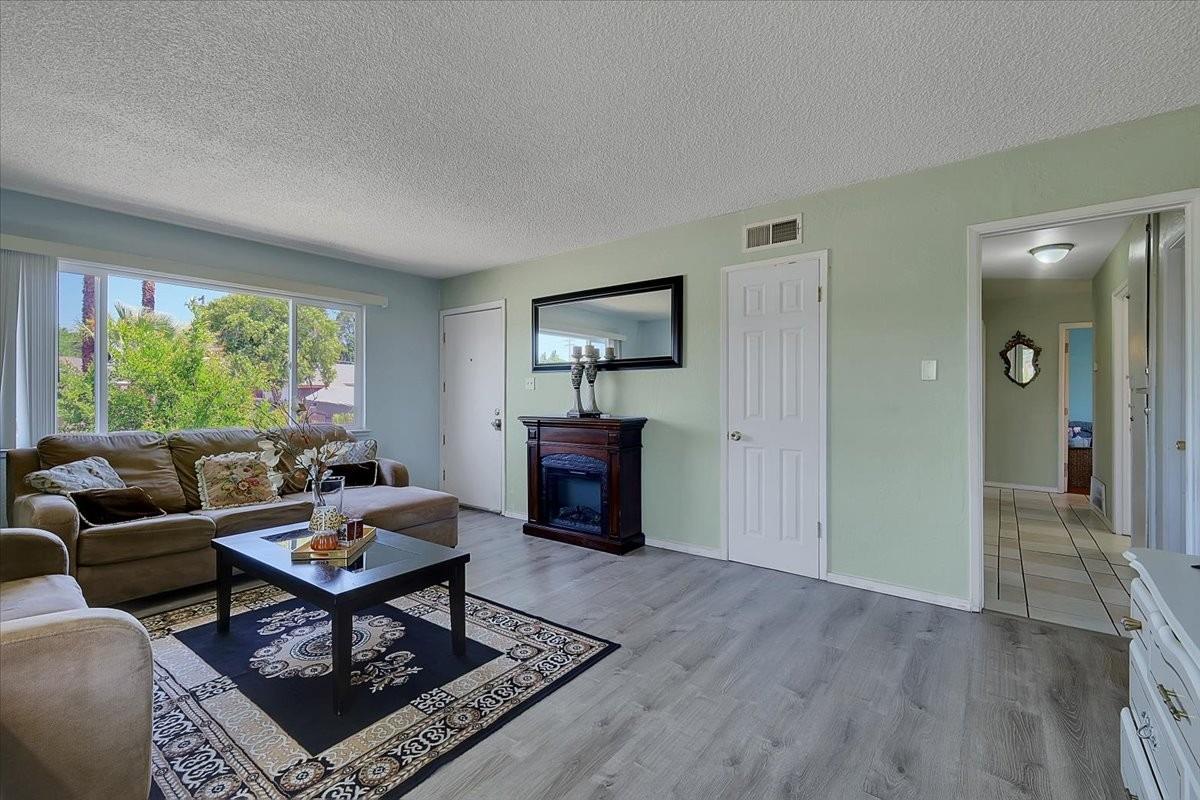 Detail Gallery Image 8 of 47 For 7612 Beth, Sacramento,  CA 95832 - 3 Beds | 2 Baths