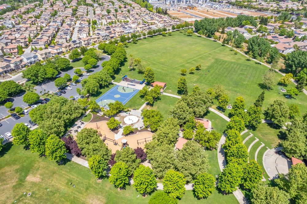 Detail Gallery Image 32 of 35 For 3573 Bardolino Way, Rancho Cordova,  CA 95670 - 4 Beds | 2 Baths