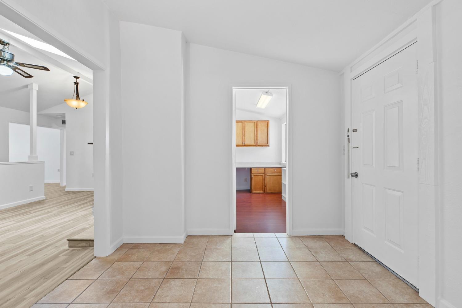 Detail Gallery Image 18 of 42 For 766 Meadowlark Ave, Los Banos,  CA 93635 - 3 Beds | 2 Baths