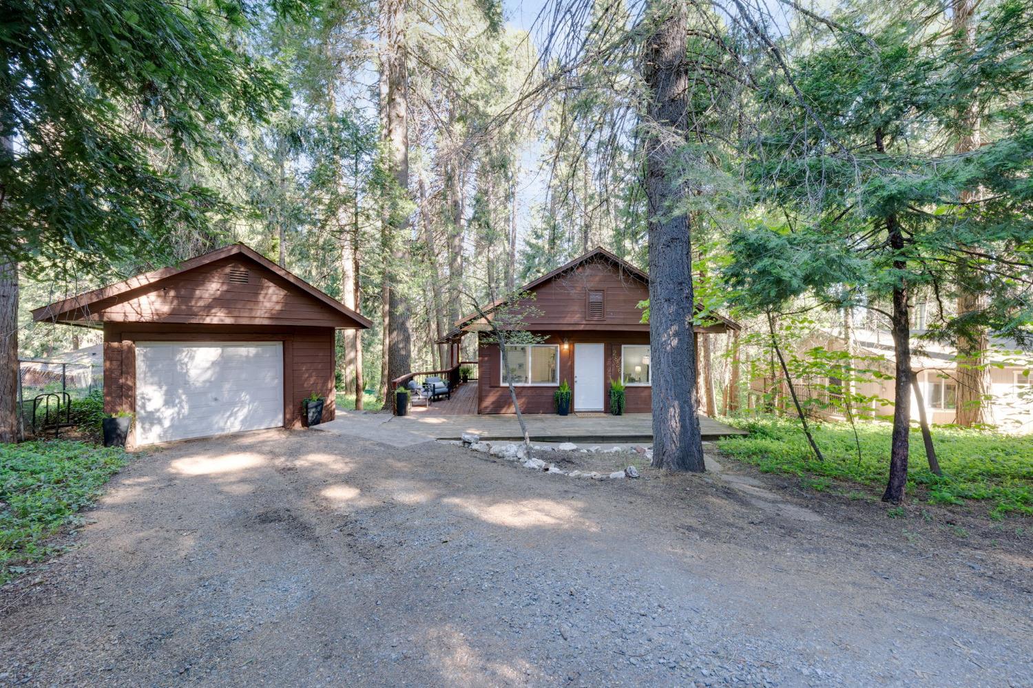 Loyal Lane, Pollock Pines, California image 1