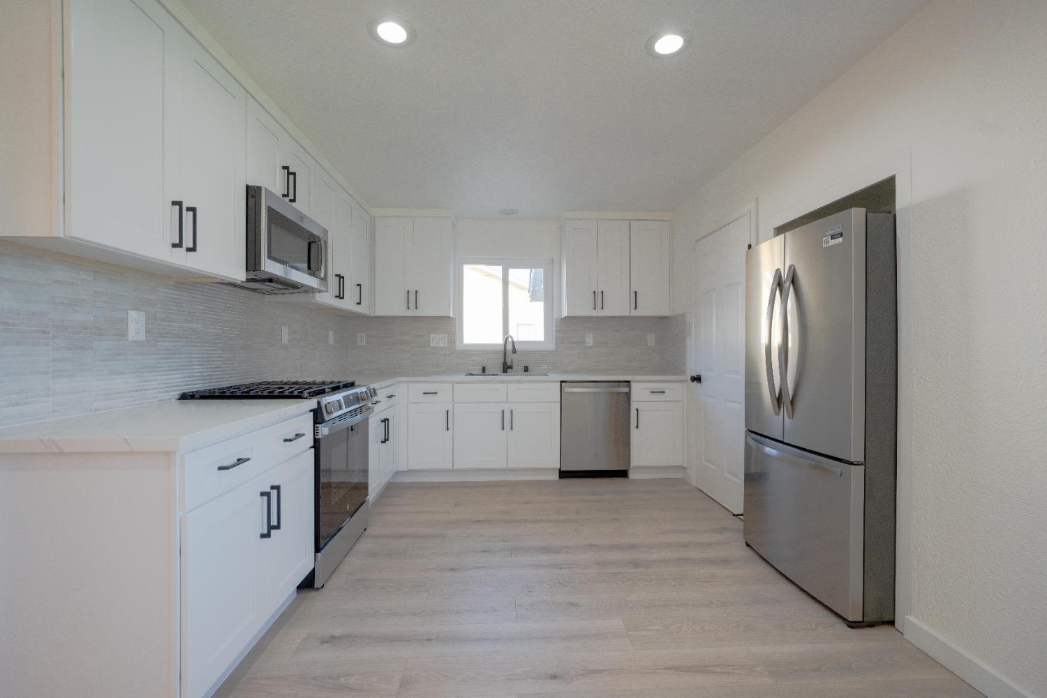 Detail Gallery Image 21 of 34 For 2652 Aramon Dr, Rancho Cordova,  CA 95670 - 3 Beds | 2 Baths