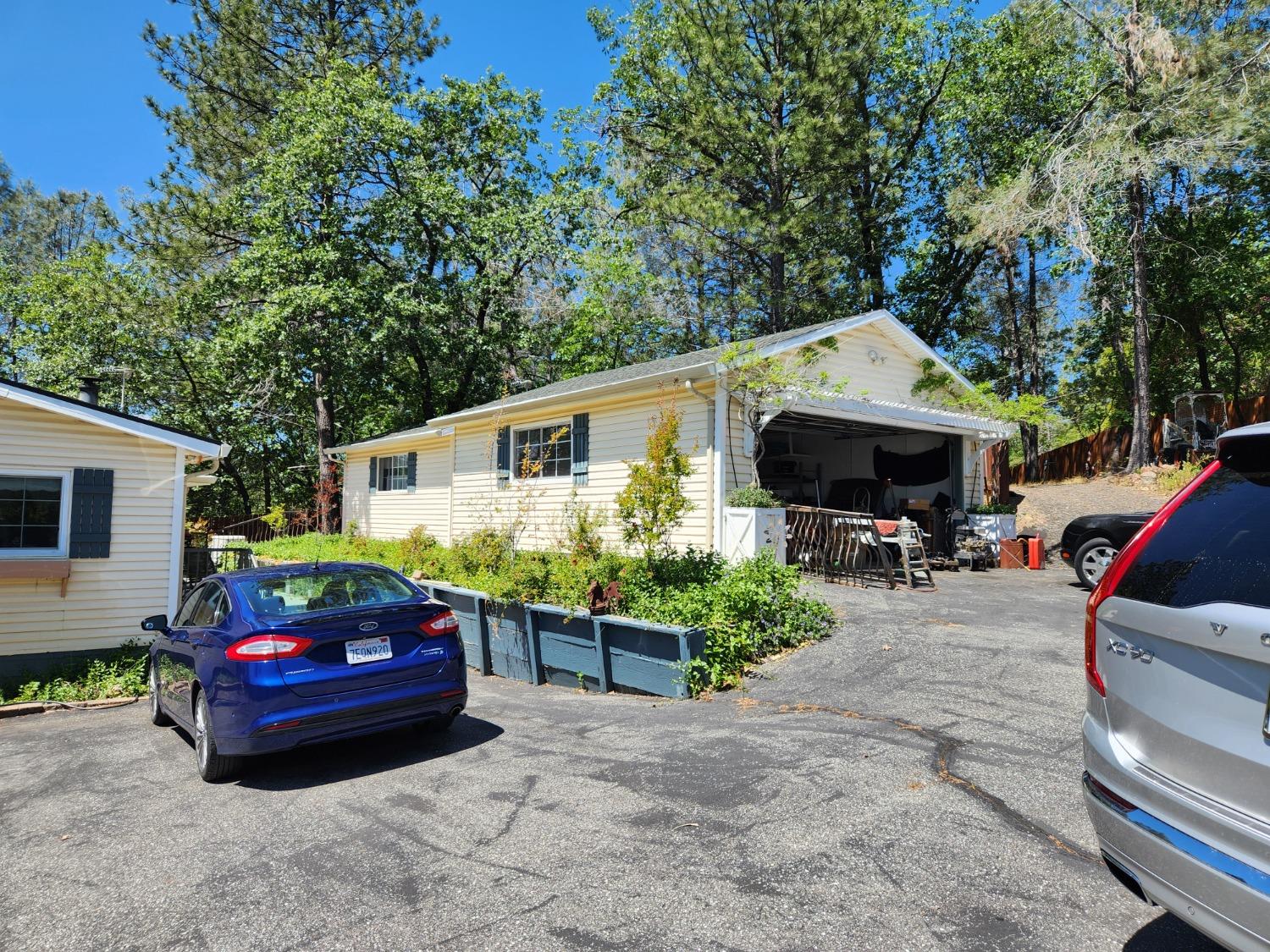 Detail Gallery Image 7 of 33 For 401 Iyu Camp Rd, Colfax,  CA 95713 - 2 Beds | 2 Baths