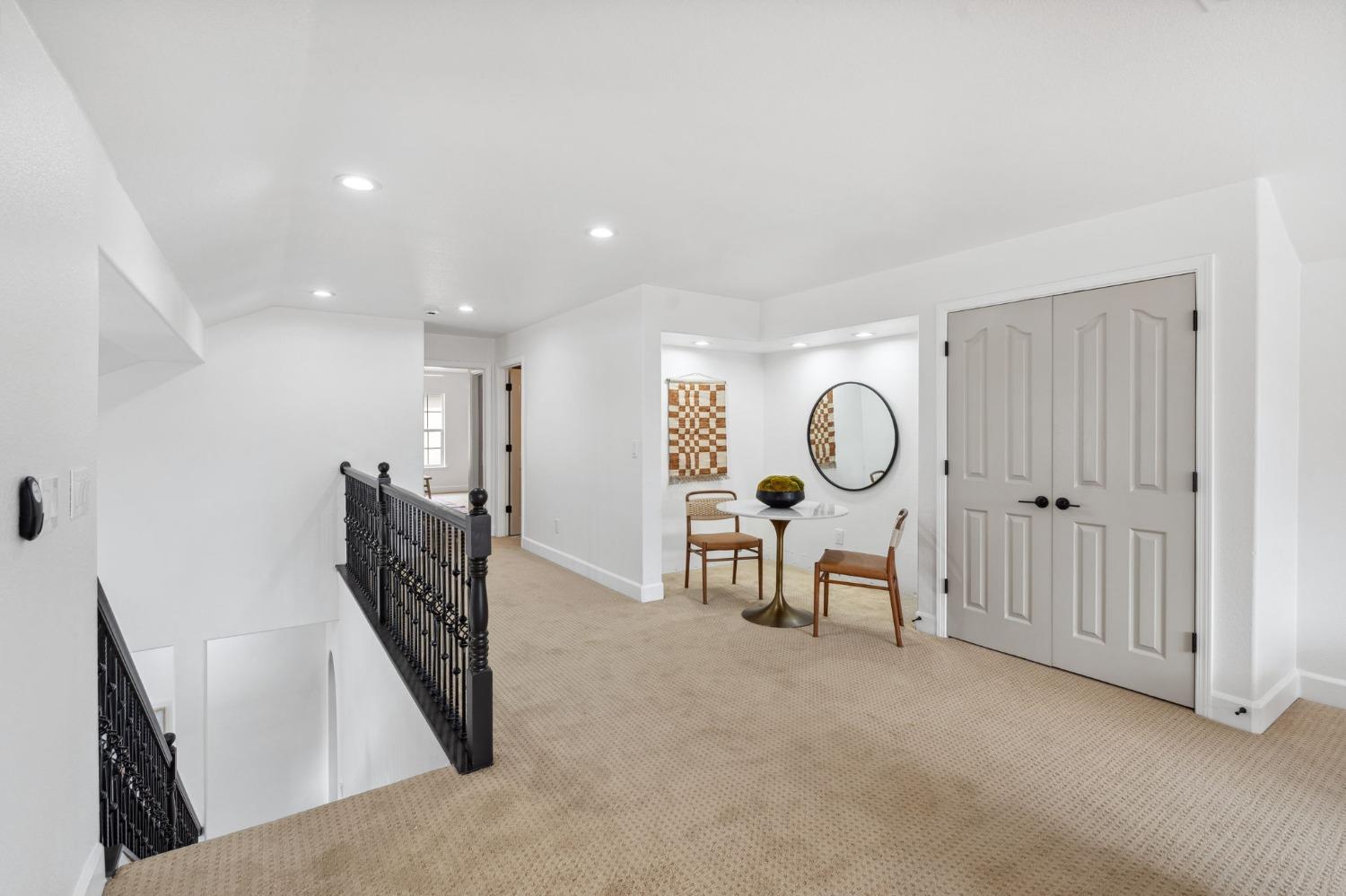 Detail Gallery Image 26 of 33 For 261 Vista Creek Cir, Sacramento,  CA 95835 - 5 Beds | 3/1 Baths