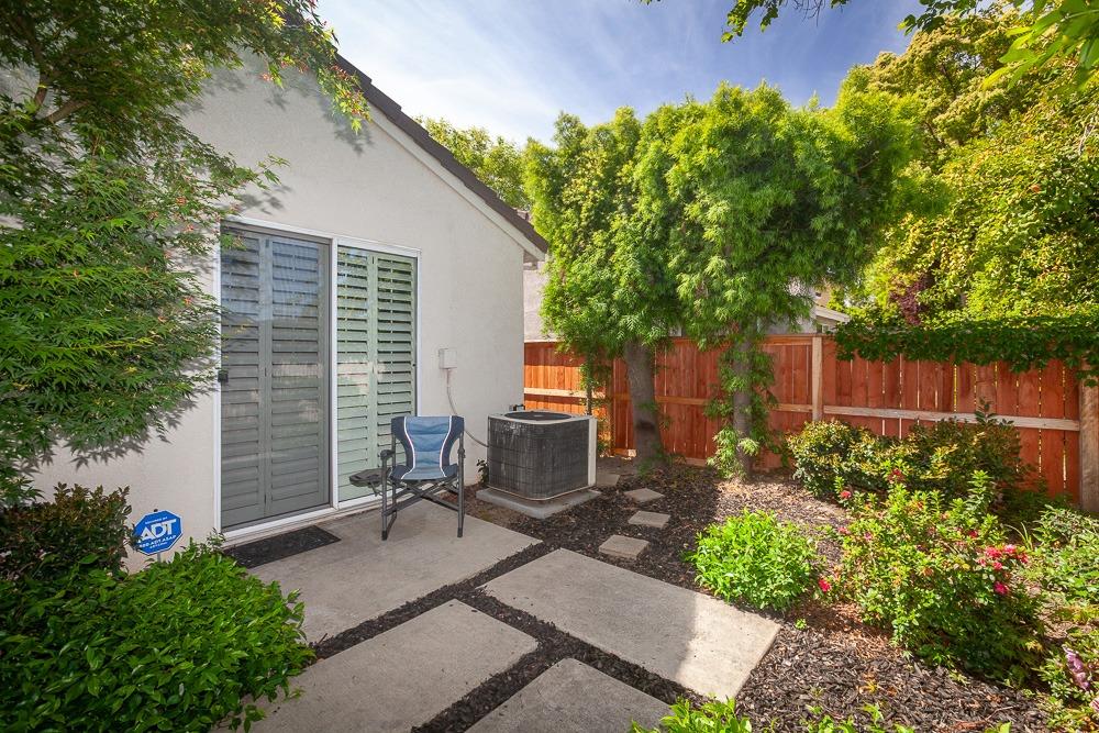 Detail Gallery Image 40 of 44 For 3070 Carousel Cir, Stockton,  CA 95219 - 3 Beds | 2 Baths