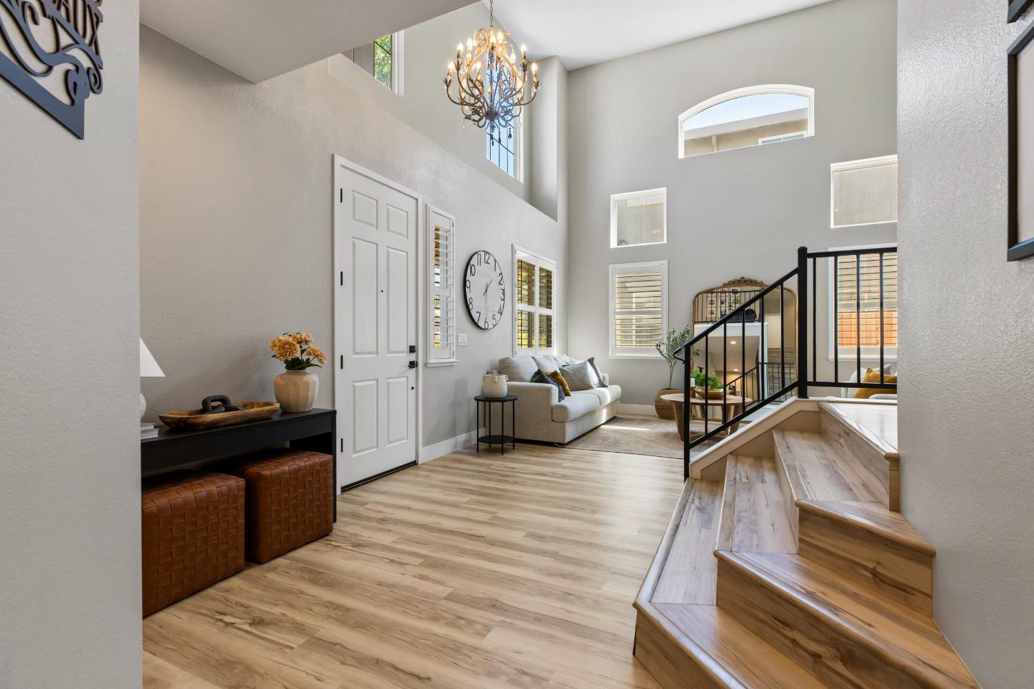 Detail Gallery Image 11 of 35 For 4201 Ballard Cir, Modesto,  CA 95356 - 5 Beds | 3 Baths