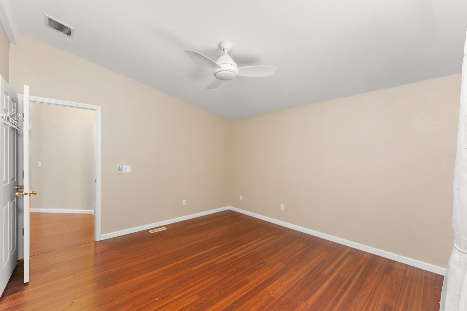 Detail Gallery Image 44 of 58 For 136 Pinebrook Dr, Folsom,  CA 95630 - 2 Beds | 2 Baths