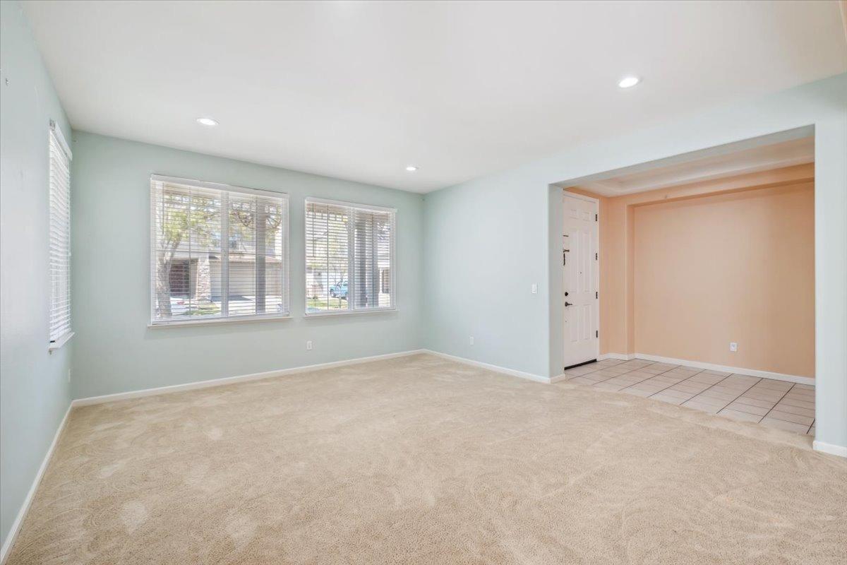 Detail Gallery Image 8 of 45 For 1012 Rock Harbor Pt, Hercules,  CA 94547 - 4 Beds | 4 Baths