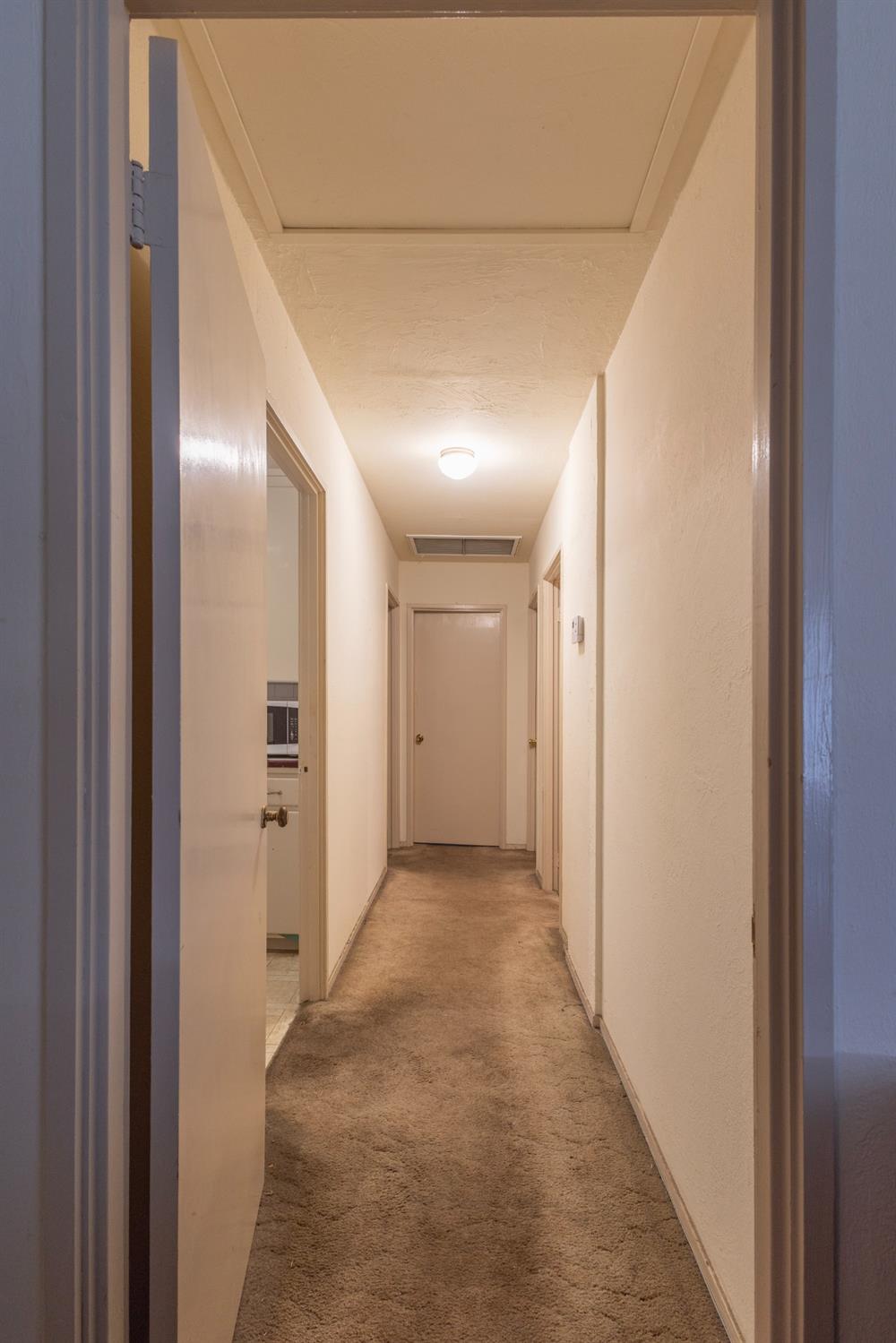 Detail Gallery Image 12 of 24 For 308 Blain Ave, Stockton,  CA 95204 - 3 Beds | 1 Baths