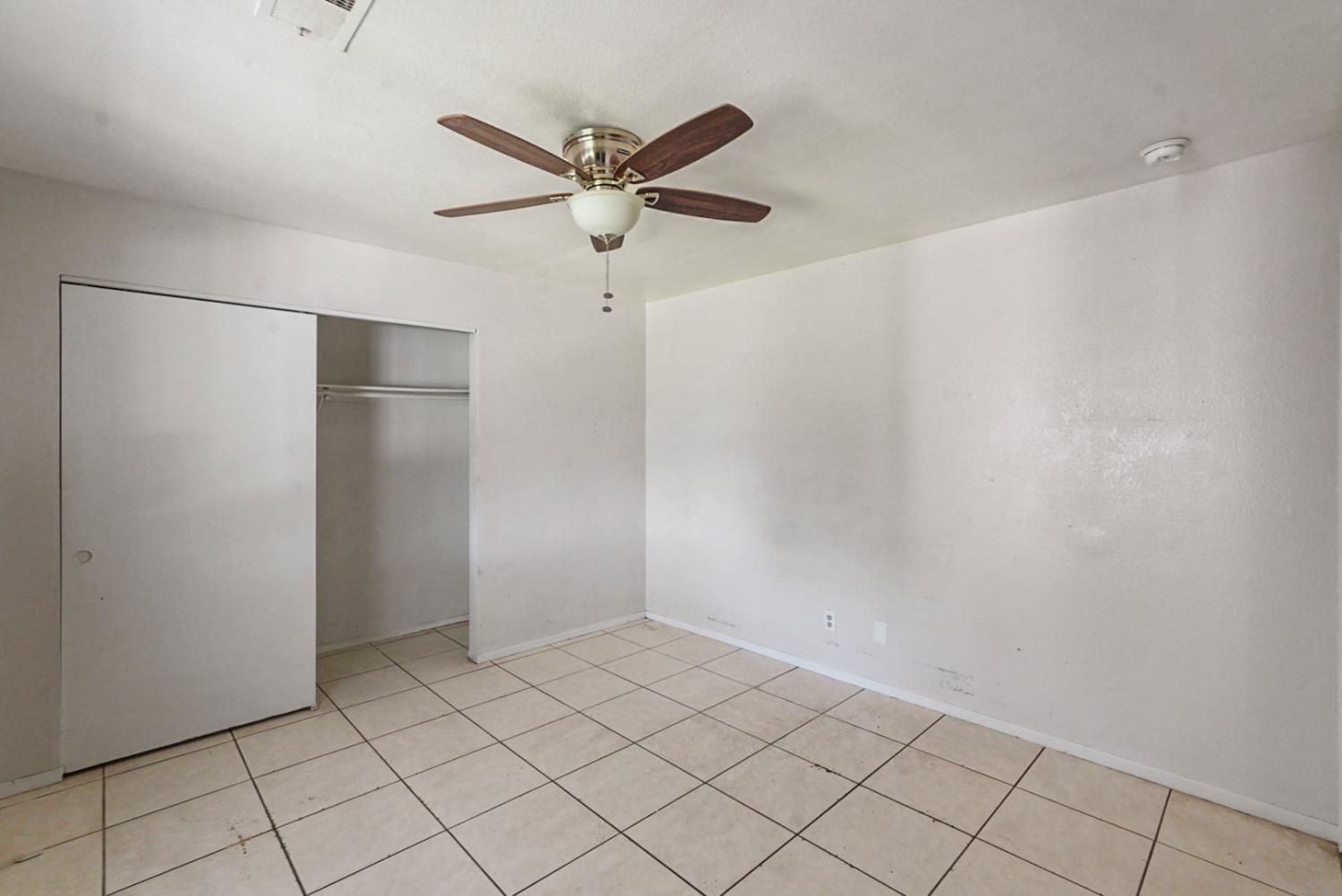 Detail Gallery Image 27 of 34 For 2349 Pinedale Ave, Merced,  CA 95348 - 3 Beds | 2 Baths