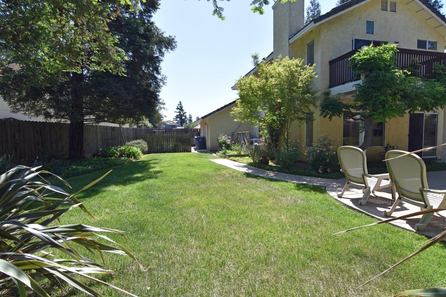 Detail Gallery Image 31 of 46 For 1070 Button Ct, Turlock,  CA 95382 - 5 Beds | 3 Baths