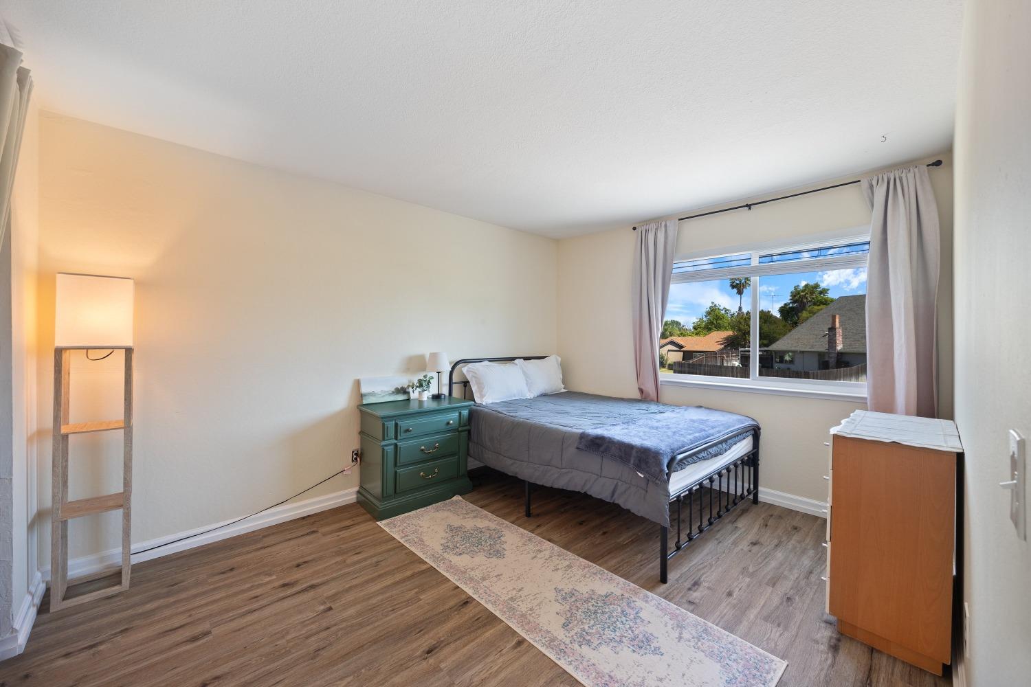 Detail Gallery Image 22 of 33 For 7055 Woodrick Way, Sacramento,  CA 95842 - 4 Beds | 2/1 Baths