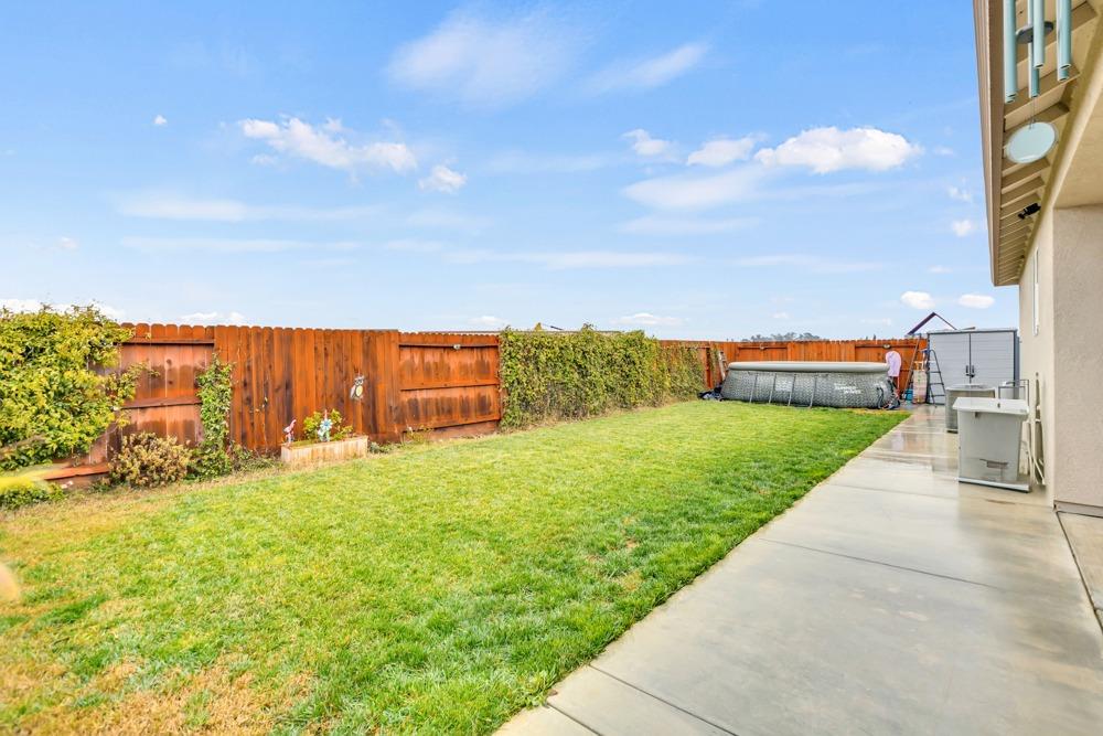Detail Gallery Image 35 of 41 For 2309 Redhaven St, Linda,  CA 95901 - 4 Beds | 2 Baths