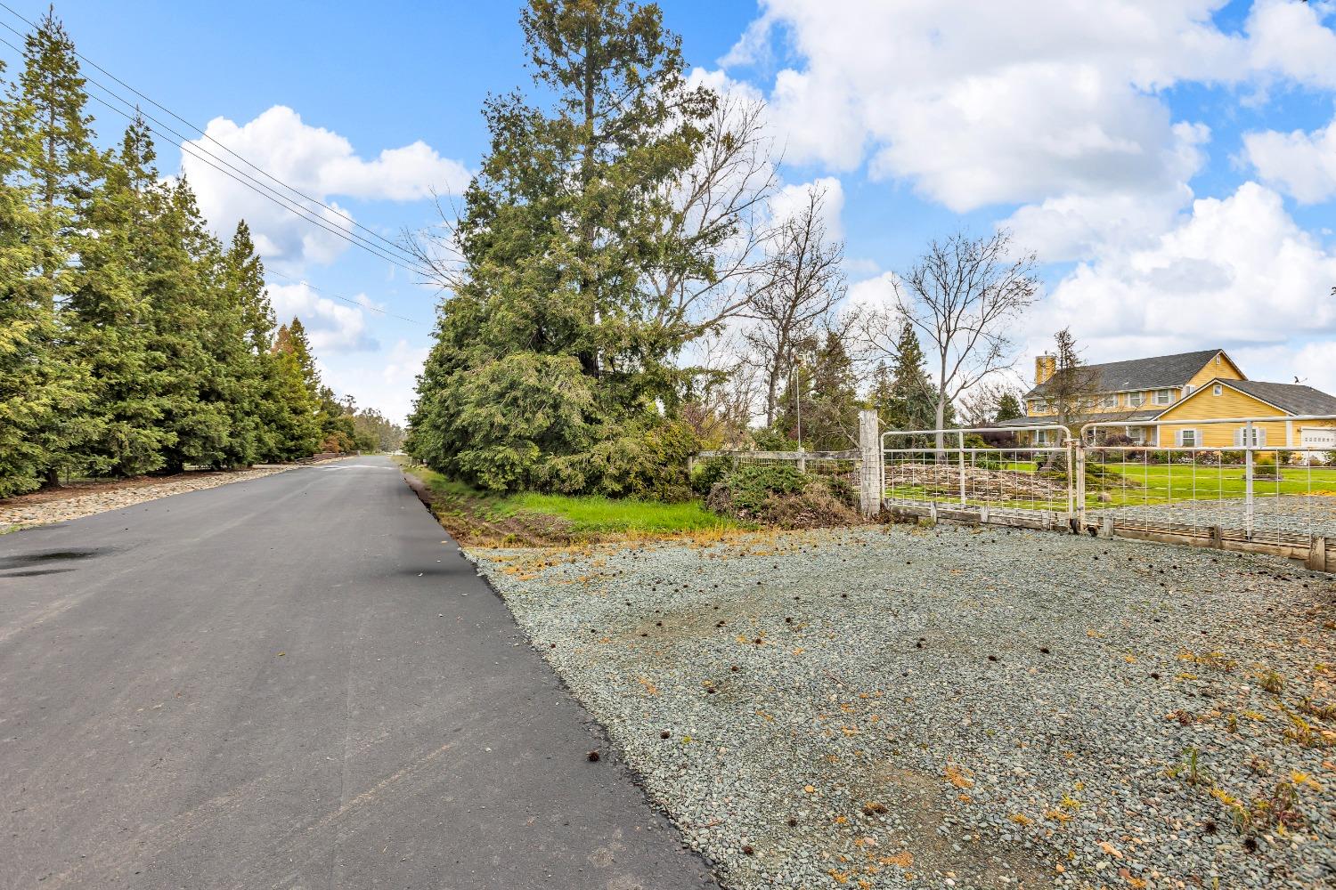 Detail Gallery Image 19 of 29 For 11125 Nygaard Ln, Wilton,  CA 95693 - 3 Beds | 3 Baths