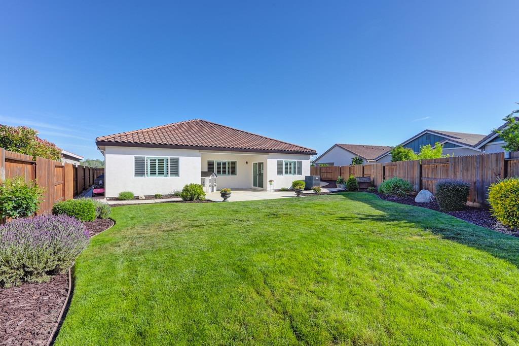 Detail Gallery Image 46 of 61 For 7517 Sobon Ln, Rancho Murieta,  CA 95683 - 4 Beds | 2/1 Baths