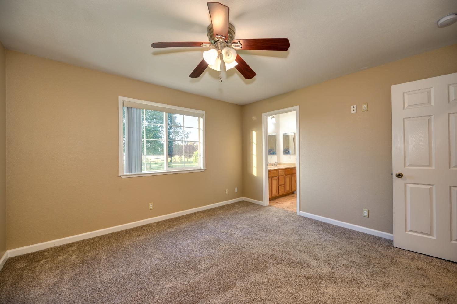 Detail Gallery Image 16 of 39 For 1429 Ascot Ave, Rio Linda,  CA 95673 - 3 Beds | 2 Baths