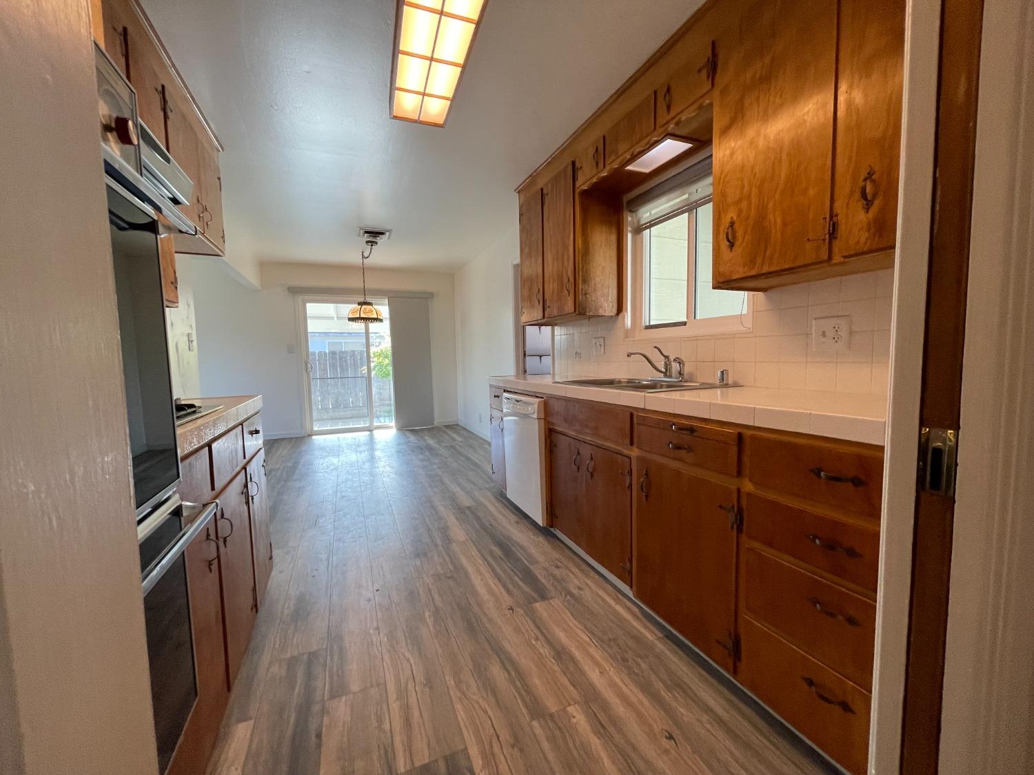 Argonaut Street, Manteca, California image 6