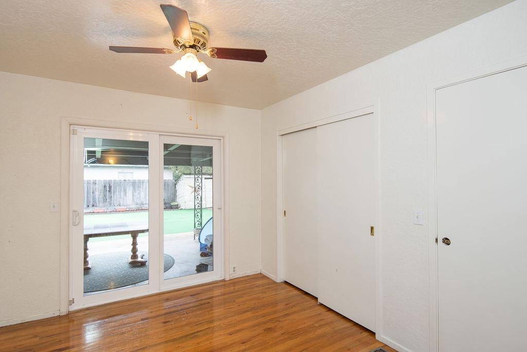 Detail Gallery Image 9 of 28 For 871 E D St, Oakdale,  CA 95361 - 3 Beds | 2 Baths