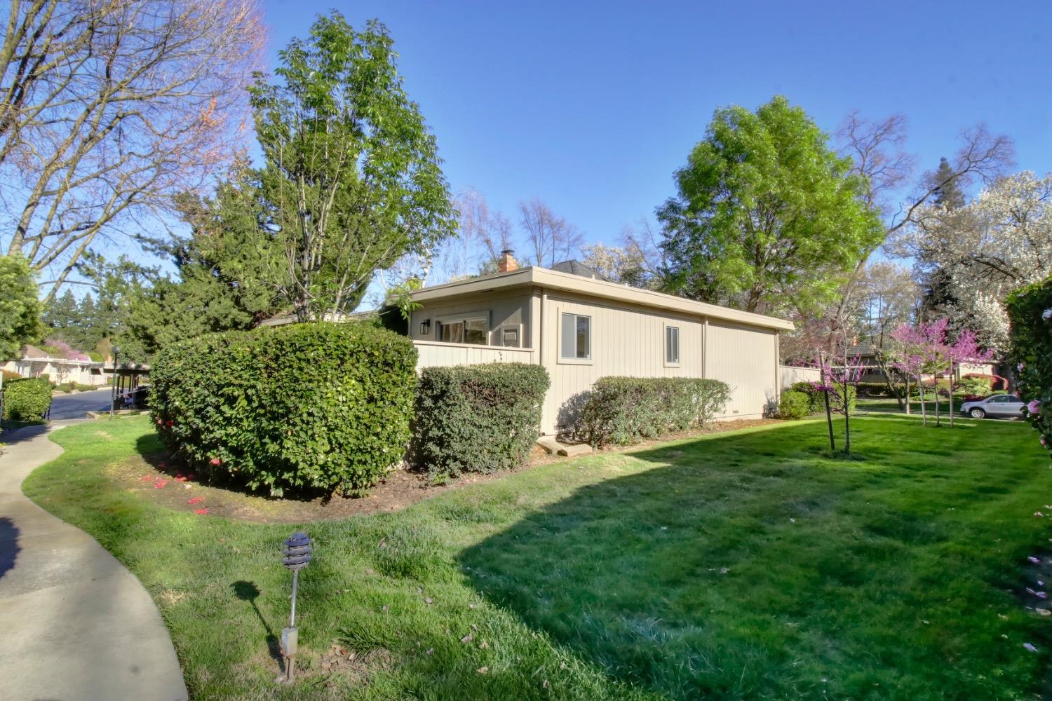 Detail Gallery Image 46 of 57 For 801 Commons Dr, Sacramento,  CA 95825 - 3 Beds | 2 Baths