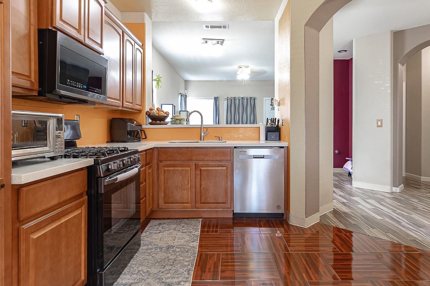 Detail Gallery Image 16 of 31 For 1017 East Ave, Gustine,  CA 95322 - 3 Beds | 2 Baths