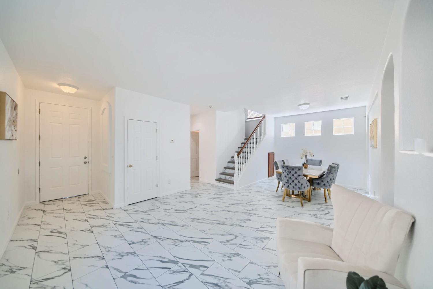 Detail Gallery Image 8 of 99 For 8061 Shay Circle Cir, Stockton,  CA 95212 - 4 Beds | 2/1 Baths
