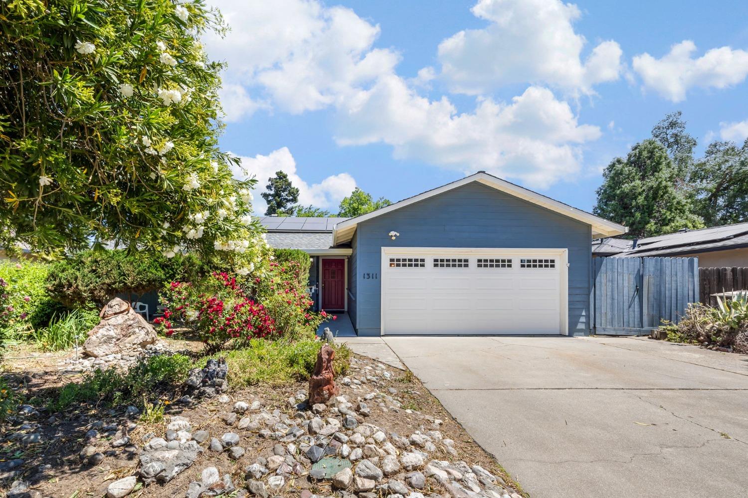 Detail Gallery Image 4 of 40 For 1311 Harley Dr, Woodland,  CA 95695 - 3 Beds | 2 Baths