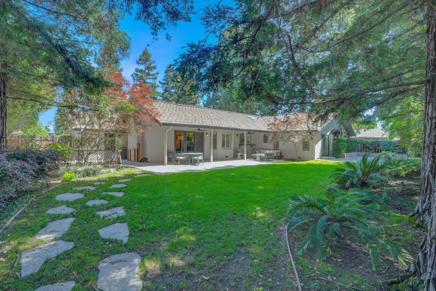 Detail Gallery Image 47 of 52 For 1900 Simon Dr, Turlock,  CA 95382 - 4 Beds | 2/1 Baths