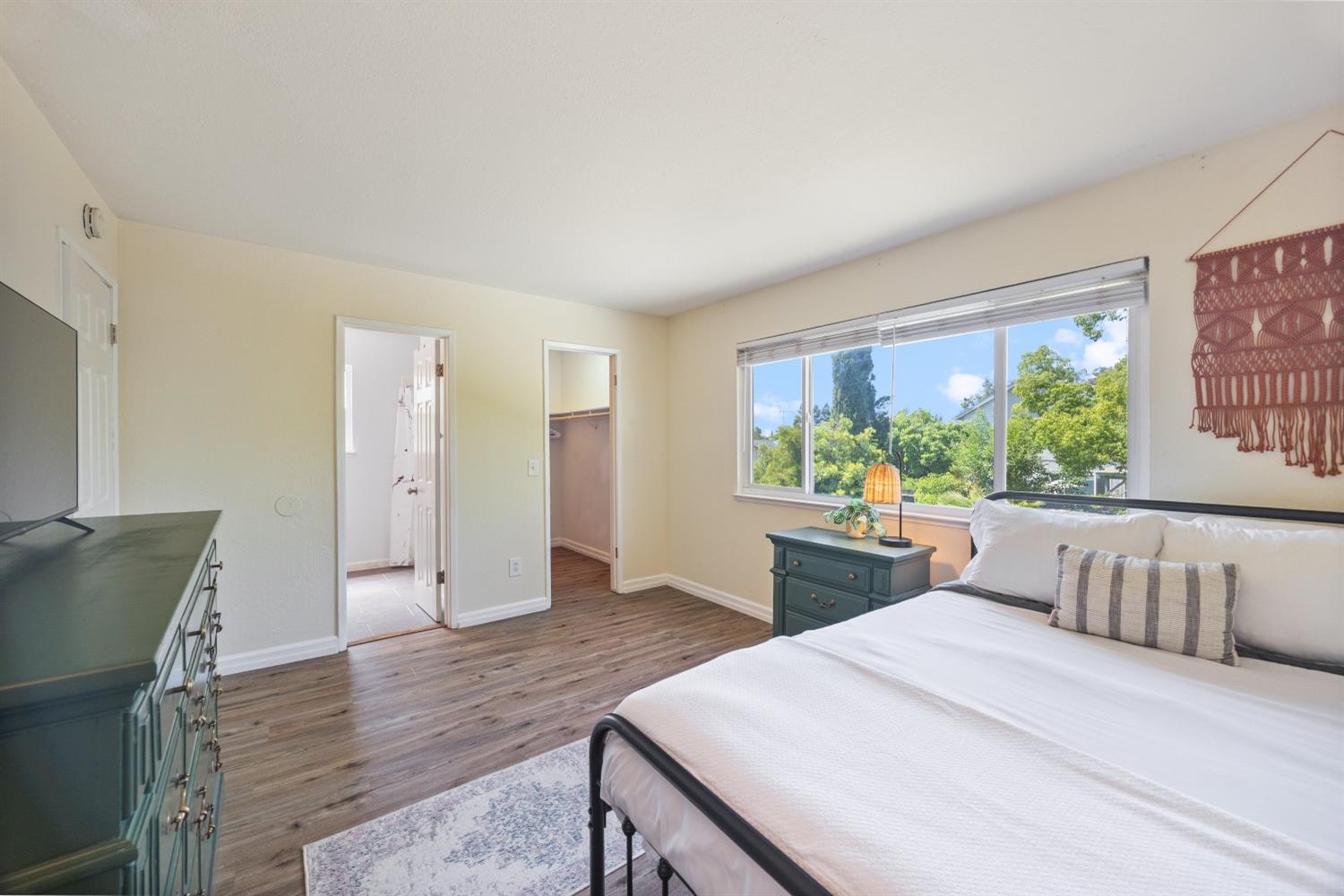 Detail Gallery Image 17 of 33 For 7055 Woodrick Way, Sacramento,  CA 95842 - 4 Beds | 2/1 Baths